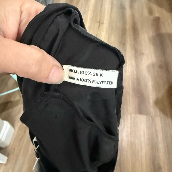 NWT Walter Baker 100% silk cuffed Cropped pants Size 10 Gold Zippers Designer - Picture 7 of 7